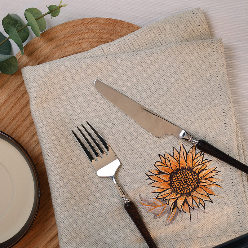 Stoffservietten für das Abendessen